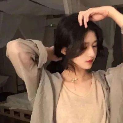 清如初见梦思年